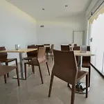 Playa ホテル 2*
